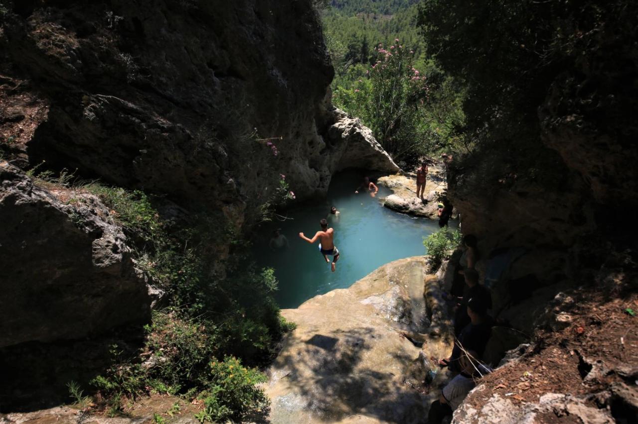 Antalya Bodrum Kayasi Dag Oteli Hasdumen ภายนอก รูปภาพ